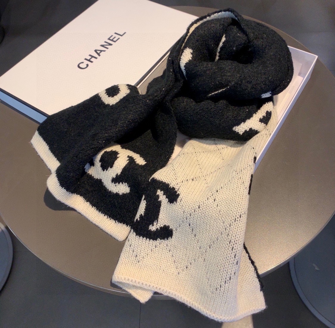 Chanel scarf 35X180cm 100%羊绒 E30